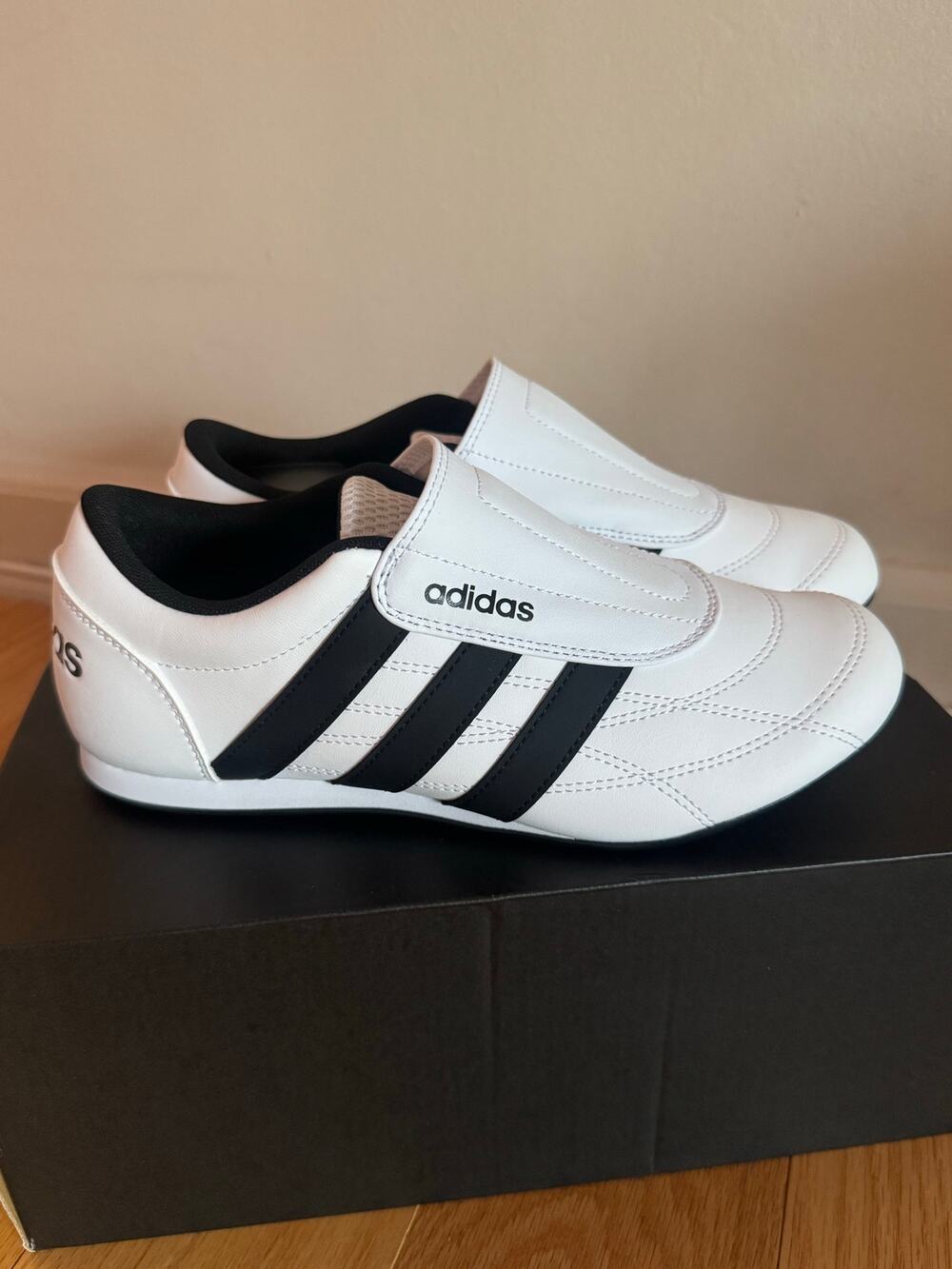 New in Box Adidas Black White Tekwen Slip On Sneaker Sz 7 Women’s